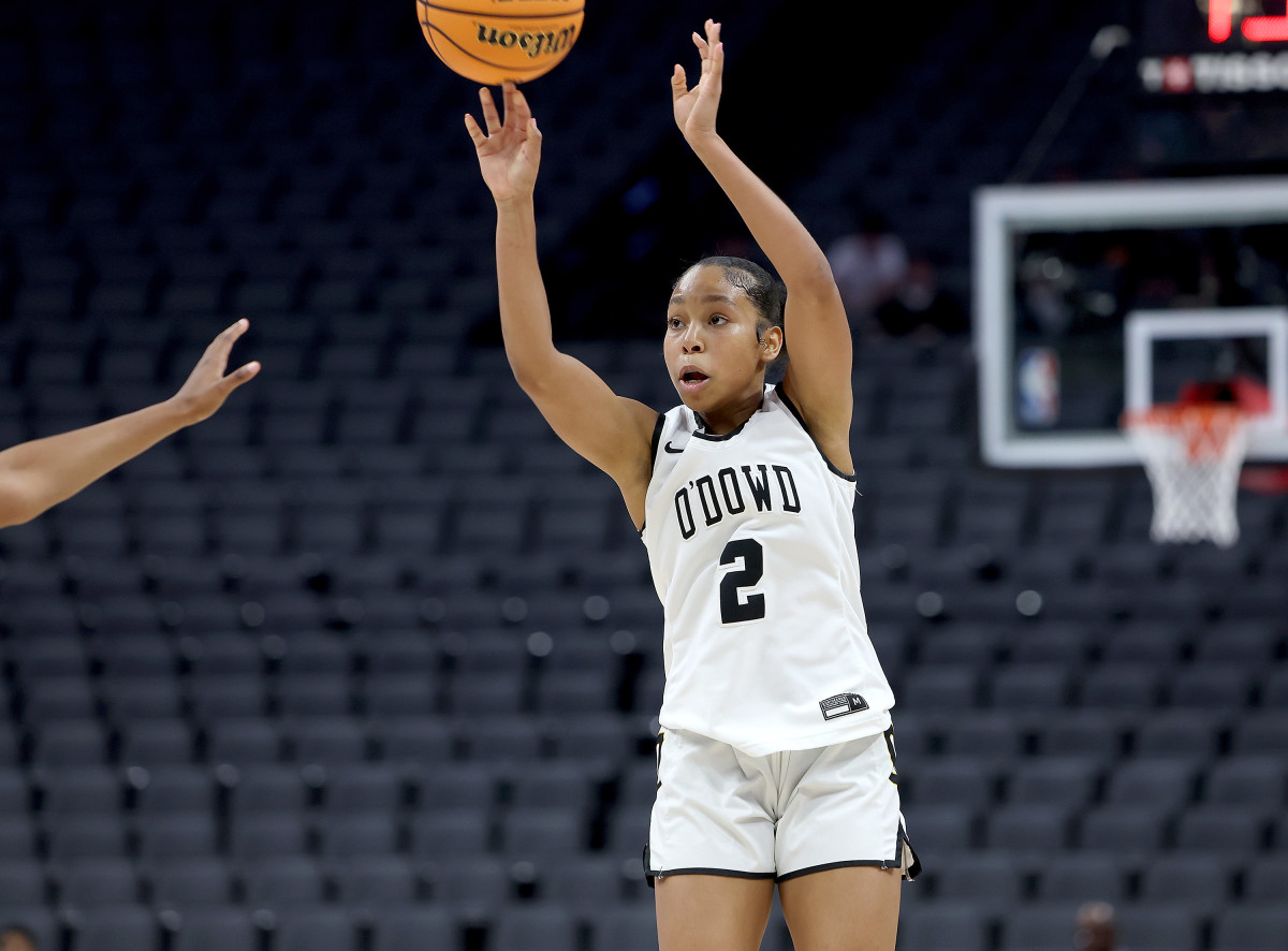 Jayla Stokes (2) is one of seven O'Dowd players who are sophomores or freshmen. Stokes had a team-high 11 points. 